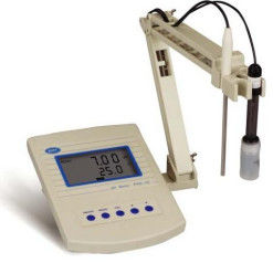 AC 220V LCD PH Meter 0~14.00 PH 0~1999mV PH Measurement Range 60℃ Temperature